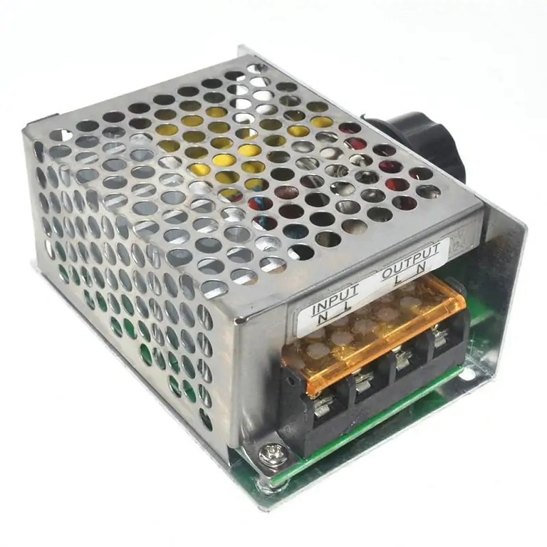 Digital variator för ljus- och temperaturkontroll Reglerar ljusstyrka på lampor och värme på elmotstånd