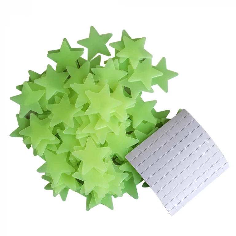 Paket med 100 självlysande stjärnor, perfekt för barnrum