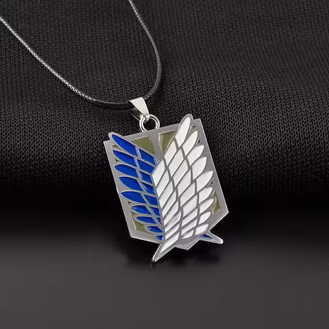 Anime-hänge Attack on Titan – halsband med silverkedja för manga- och cosplay-fans