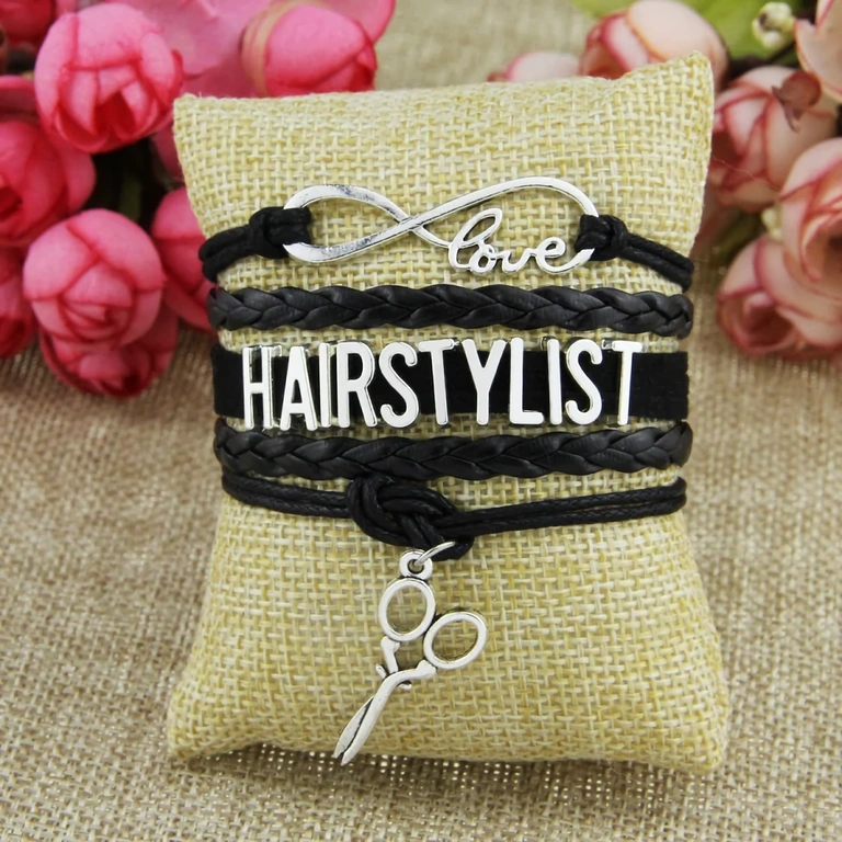 Dekorativt armband med frisörverktyg