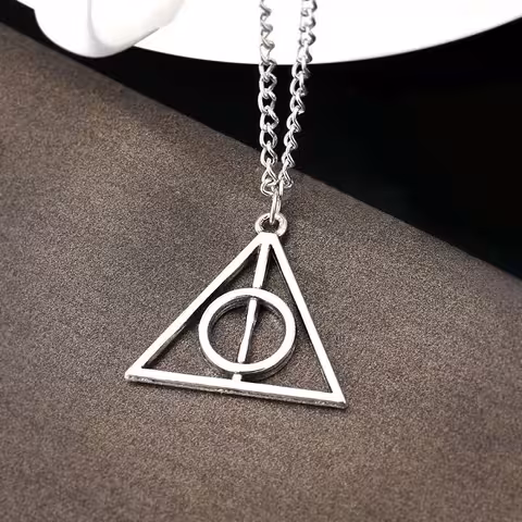 Harry Potter halsband Deathly Hallows Triangel Silver – magiskt smycke