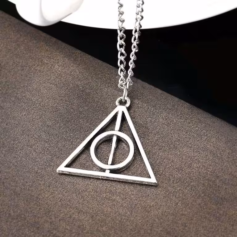 Harry Potter halsband Deathly Hallows Triangel Silver – magiskt smycke