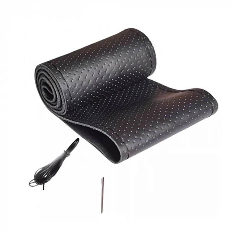 Universellt rattskydd i naturläder för bilrattar