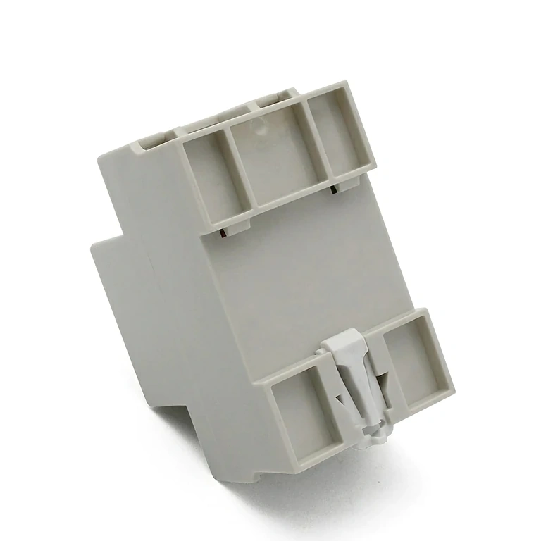 Vattenkontrollrelä – aktiverar pump vid förinställda övre och nedre nivåer