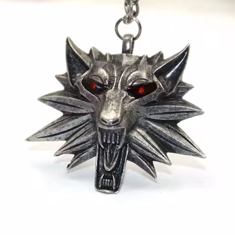 Halsband The Witcher Wild Hunt – Antiksilver Medaljong med Röda eller Svarta Ögon
