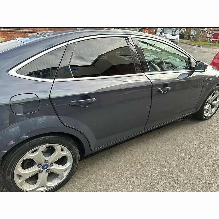 Gummilist för bildörrskanter Gummilist för skydd av bilens sidodörrar