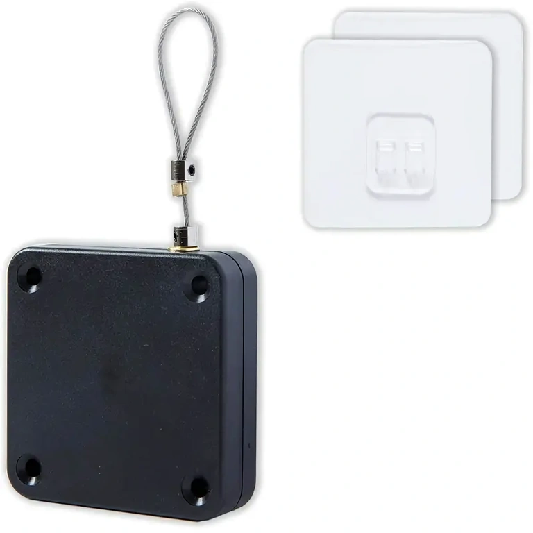 System för att förhindra insekter genom automatisk dörrstängning