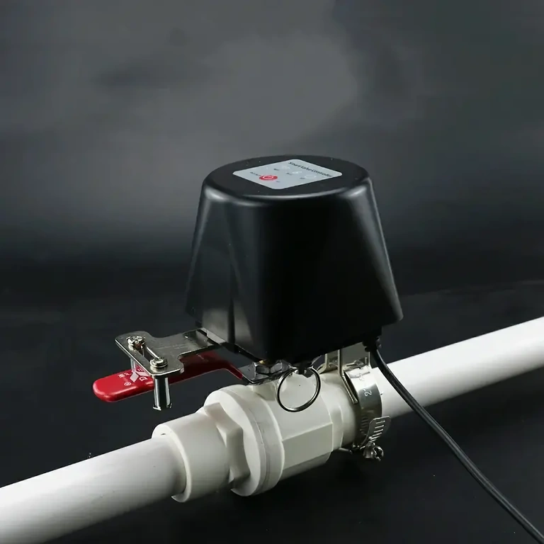 WiFi-elektroventil installerad direkt på vattenrör för automatisk styrning