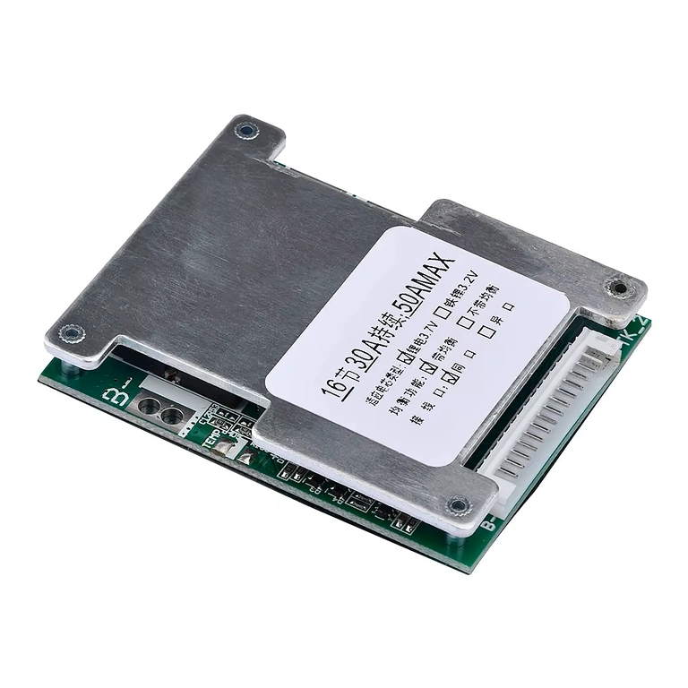 Detaljerad bild av elektronikkort på BMS 16S 60V 40A-modul, närbild