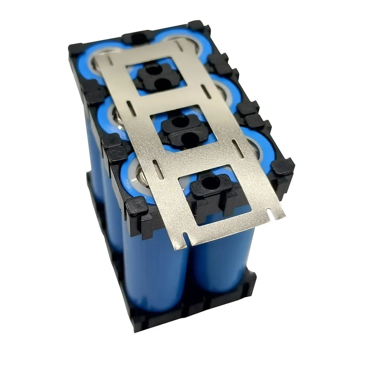 Applicering på 18650-batterier Nickelband applicerat på 18650-celler