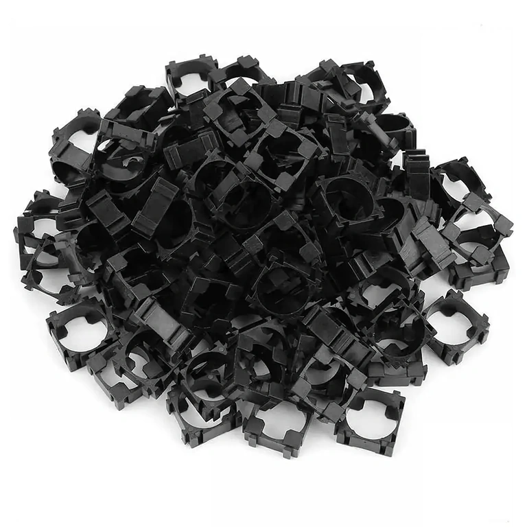 Stort set med 100 modulära hållare för fastsättning av 18650-celler