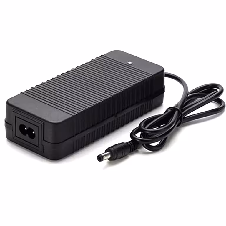 Li-Ion-laddare 21V 2A för 18650-batterier, 18V och BMS 5S