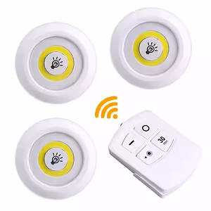 Set med 3 LED-spotlights med fjärrkontroll – batteridrivna lampor för inomhusbelysning