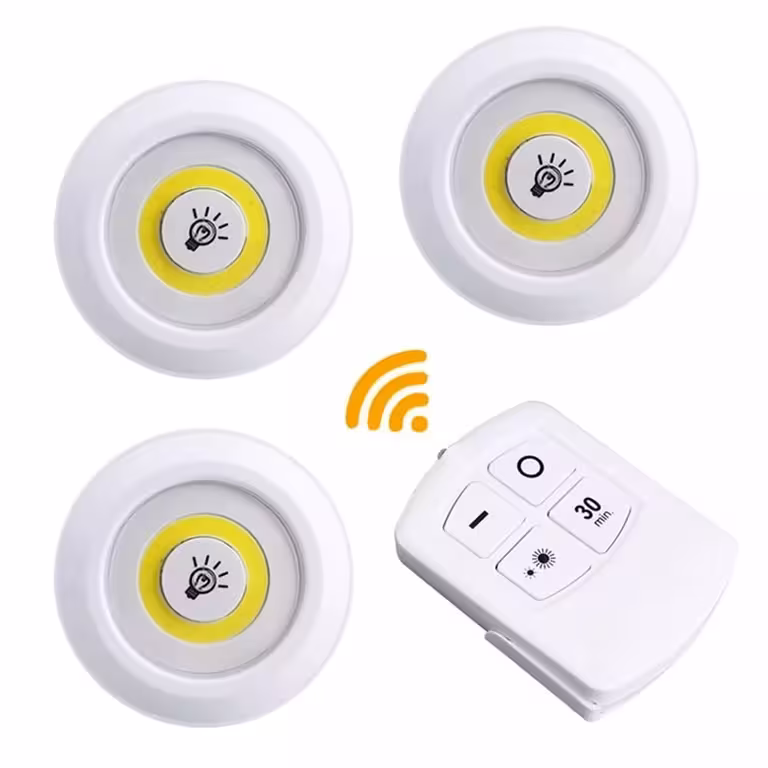 Set med 3 LED-spotlights med fjärrkontroll – batteridrivna lampor för inomhusbelysning