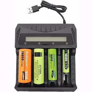 Universal 18650 batteriladdare – Li-ion AA AAA 3,7V, 4 fack, LCD-display och USB-C strömförsörjning