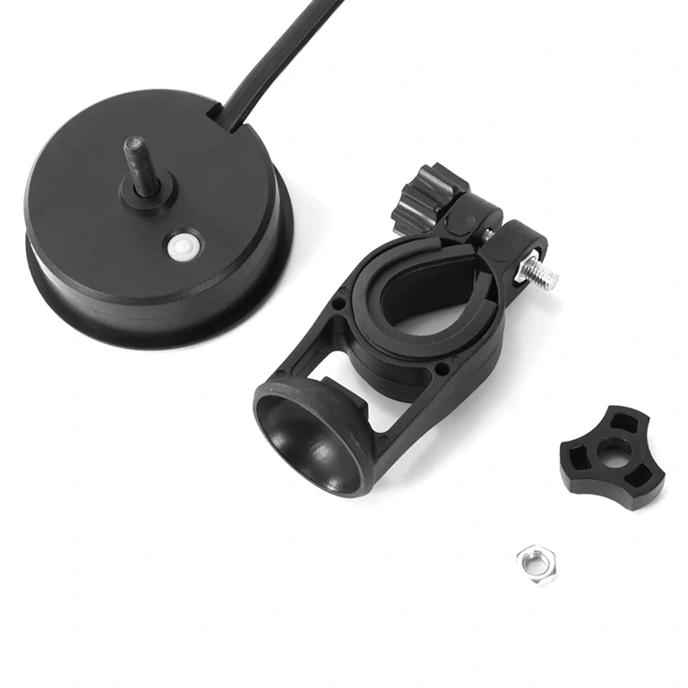 Baksida av digital modul med kontakter och kablar, voltmeter och batteriprocent, kompatibel Li-ion och LiFePO4 12V–72V