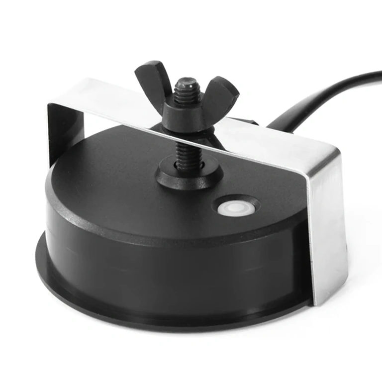 Vy över kablar och kontakter på digital indikator, voltmeter och batteriprocentdisplay, kompatibel Li-ion och LiFePO4 12V–72V