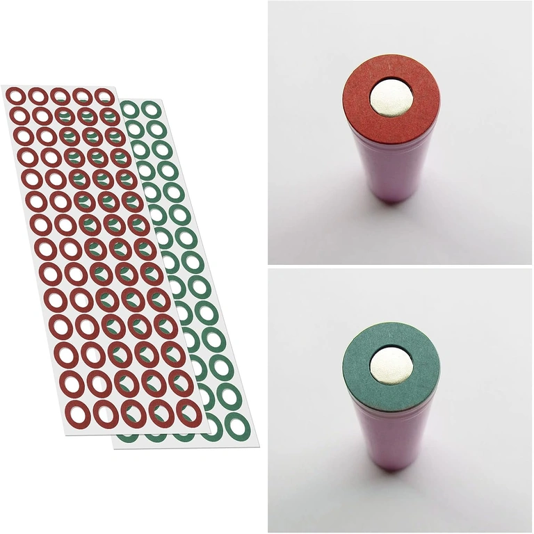 Närbild på isoleringspapper för 18650-batterier