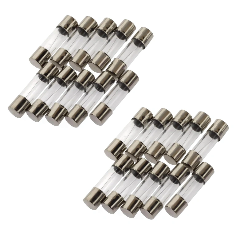 Glas-säkring 10A 5x20 mm – monterad på elektrisk apparat