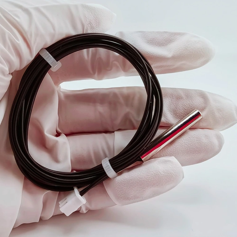 Set med 4 NTC-sensorer för värmesystem Set med 4 NTC 10K-givare för vattenvärmesystem